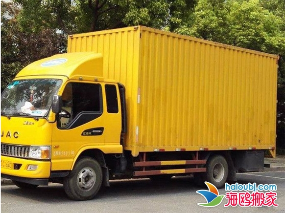 昆明西山區(qū)搬家小貨車合適還是選擇面包車搬家？